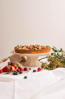 Crostata con crema e frutta fresca