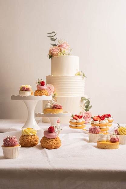 Lo sweet table